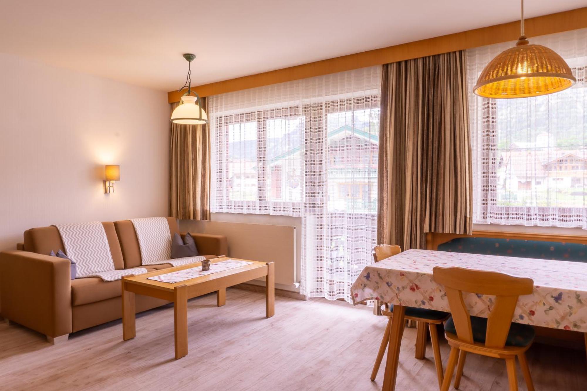 그란 Gaestehaus Woetzer Und Landhaus Stocka 아파트 외부 사진